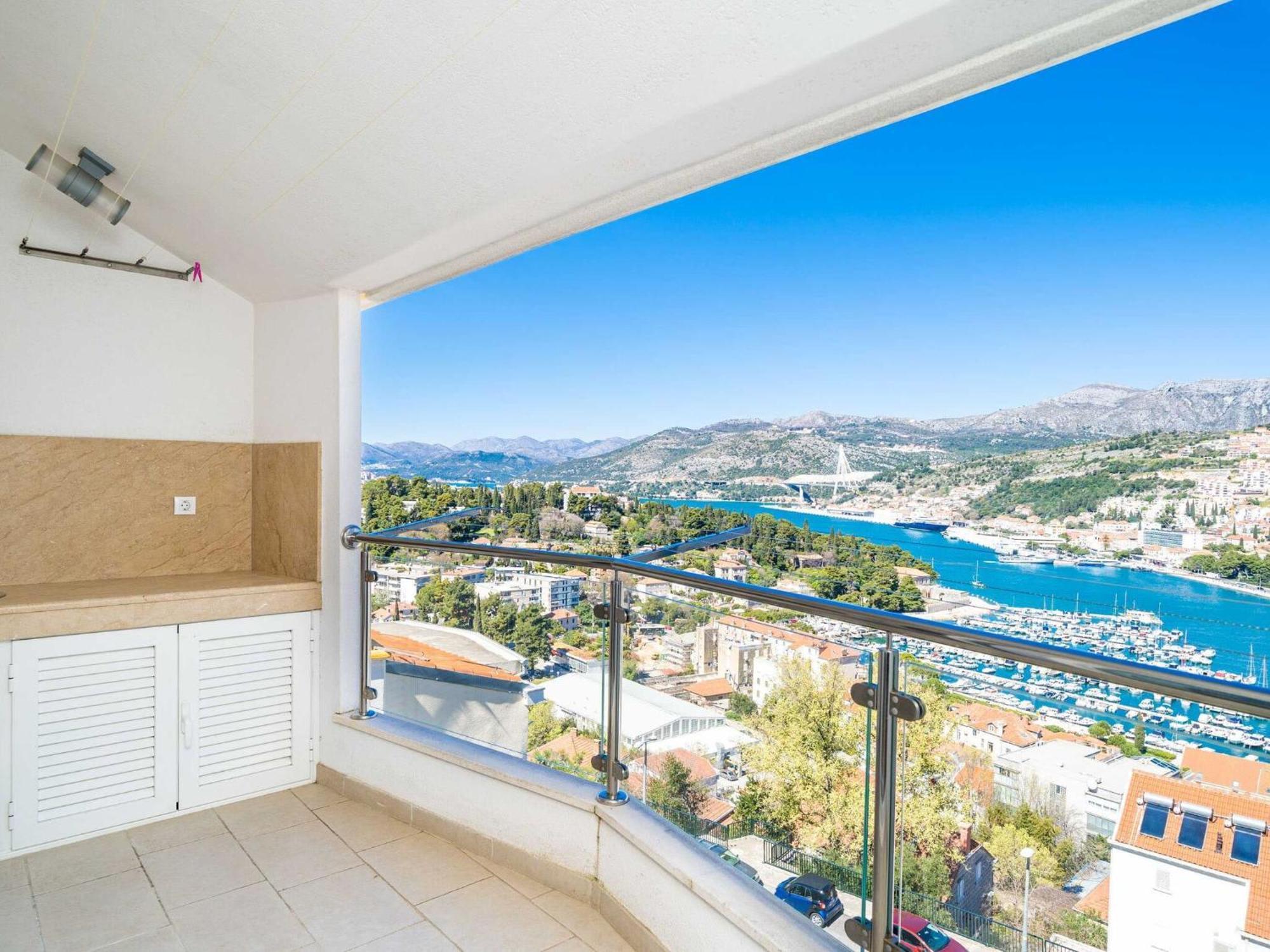 Modern Apartment In Dubrovnik With Balcony Exterior foto